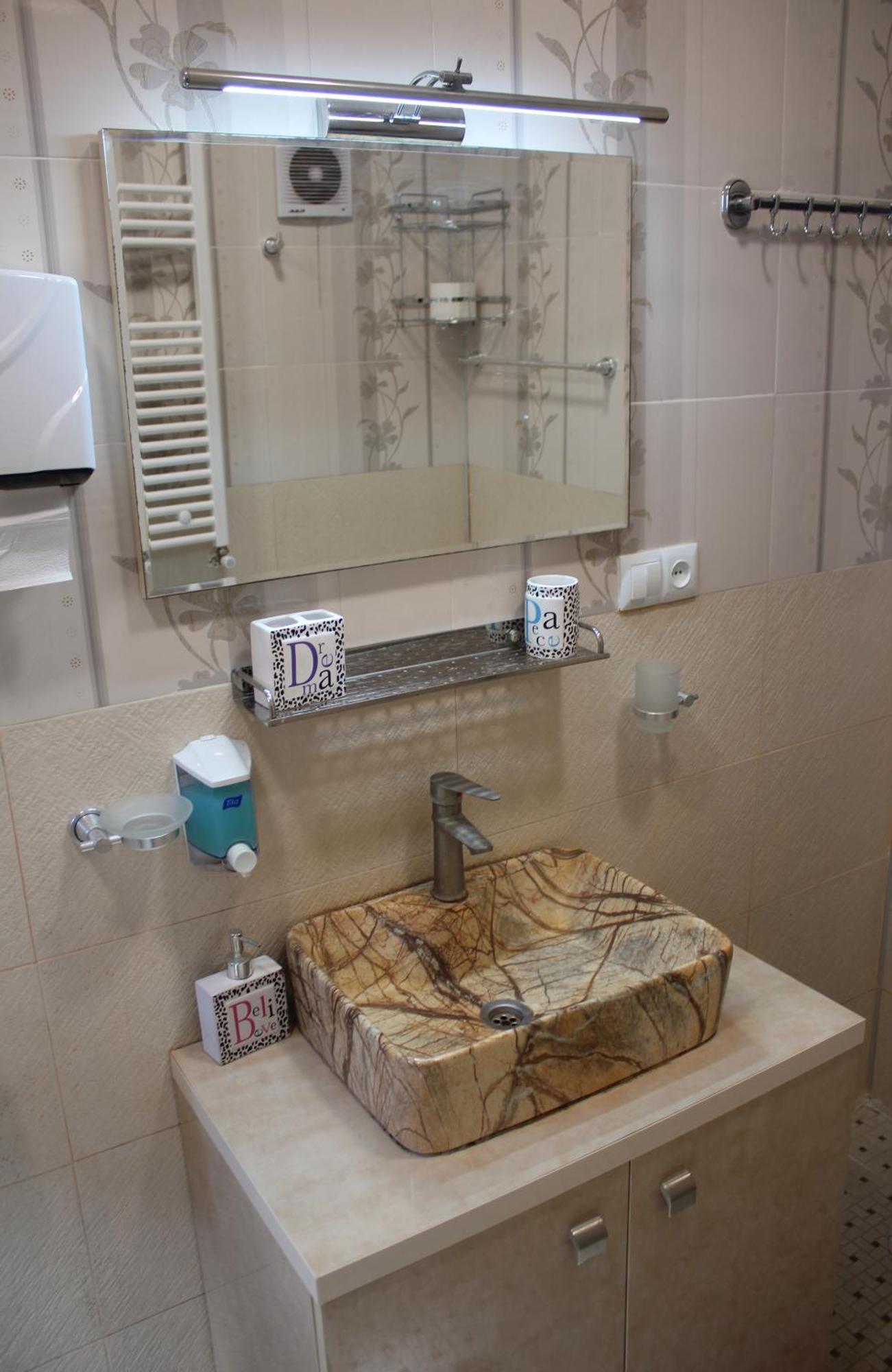 Guesthouse Levani Gori Luaran gambar